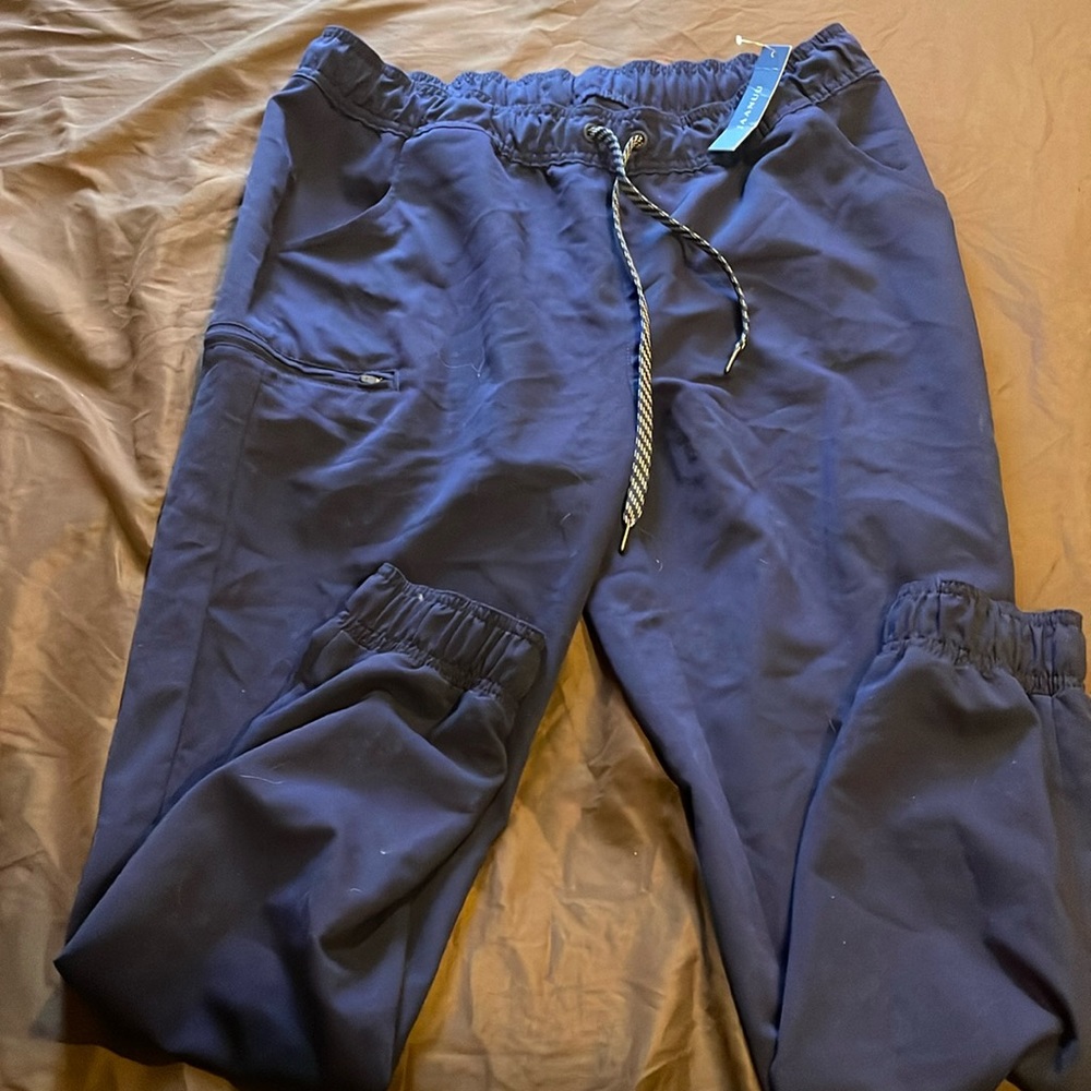 jaanuu navy scrubs